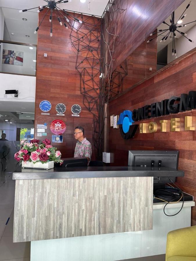 One Enigma Hotel Куала Лумпур Екстериор снимка