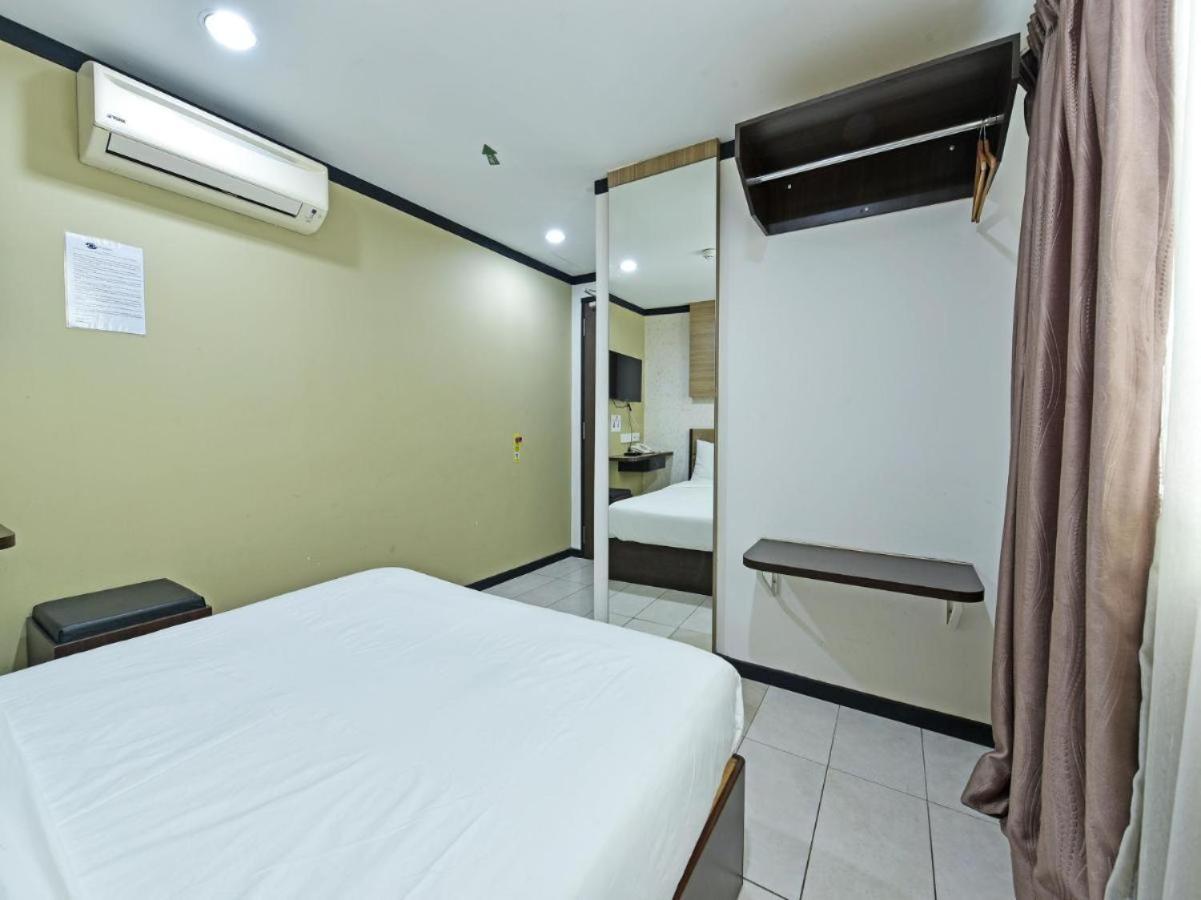 One Enigma Hotel Куала Лумпур Екстериор снимка